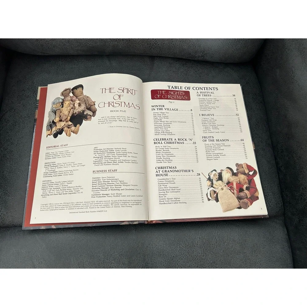 Leisure Arts The Spirit of Christmas Book Five Creative Holiday Ideas 1991